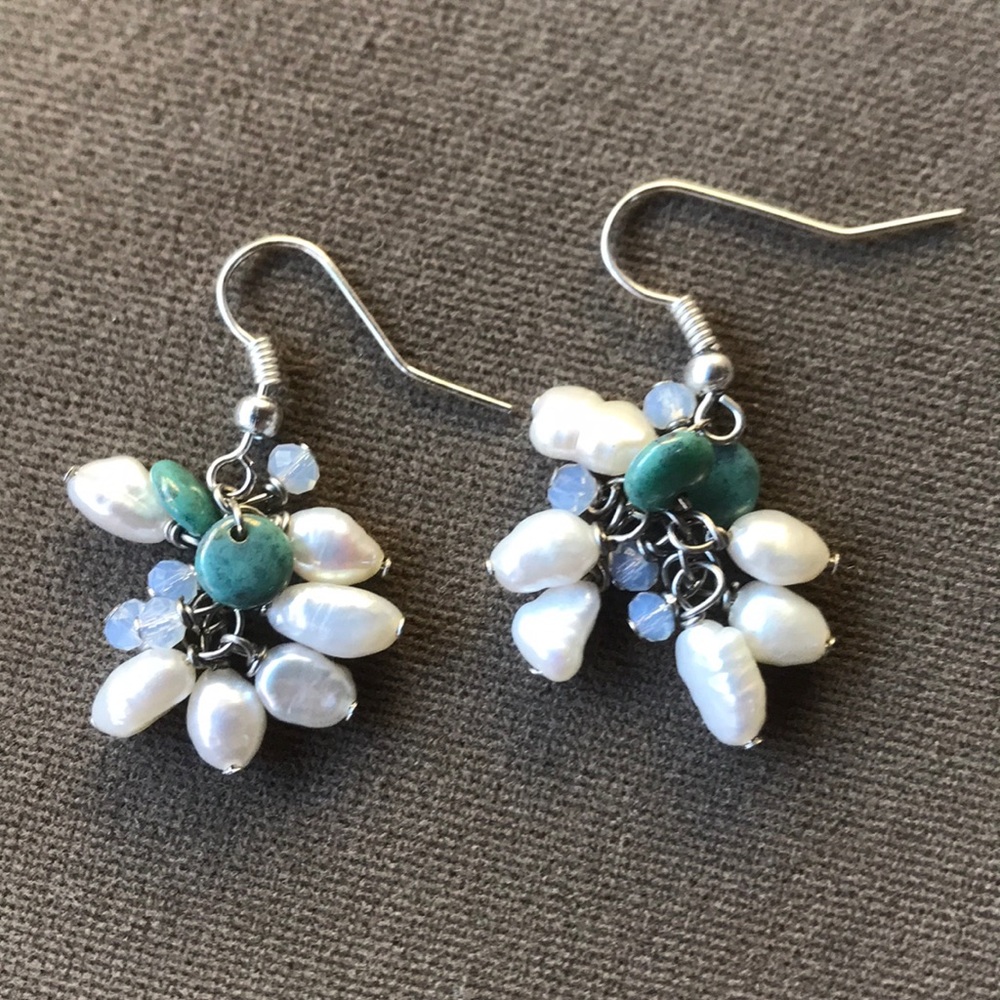 Freshwater pearl earrings